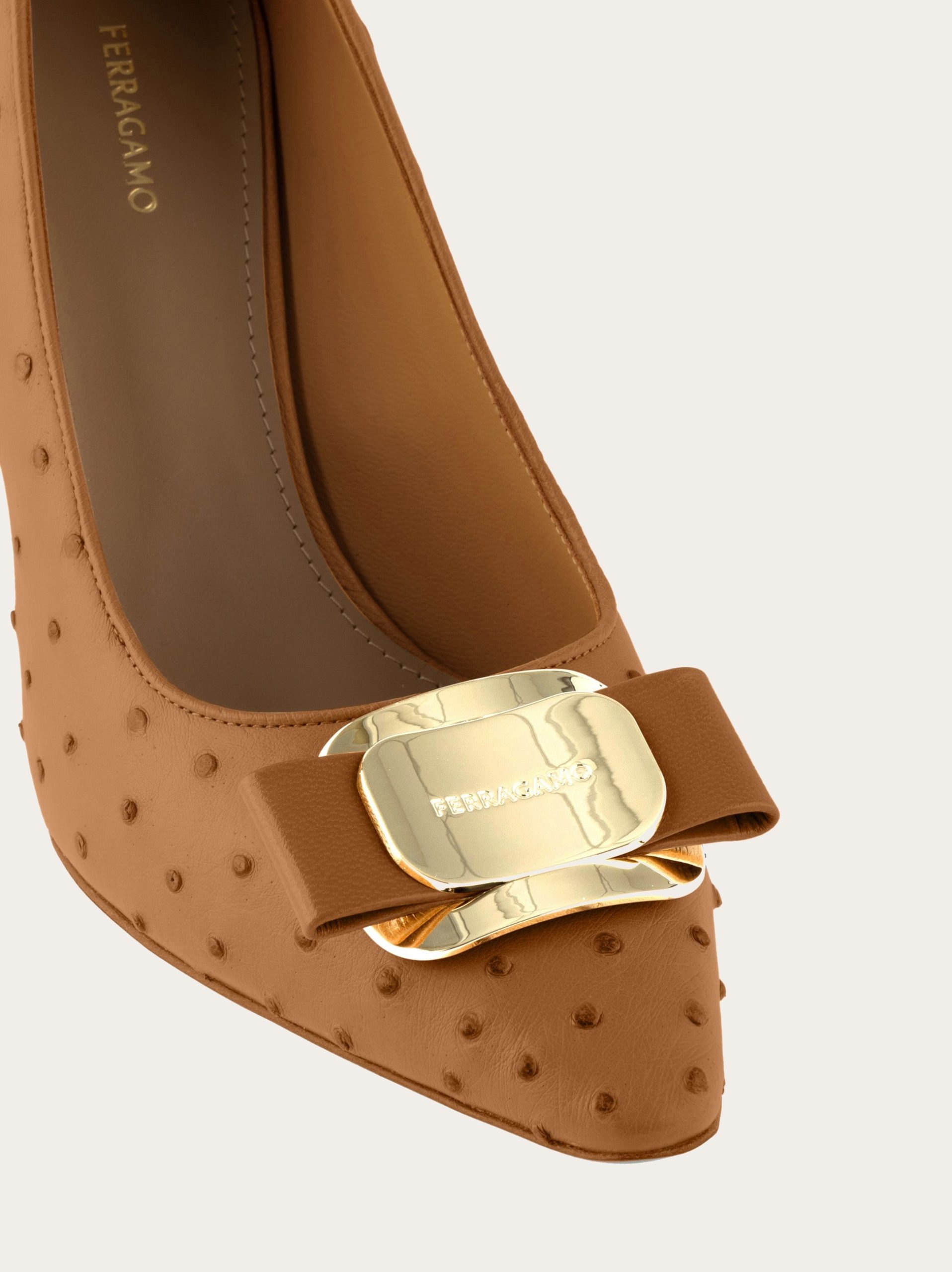 Ferragamo New Vara plate pump - Image 5